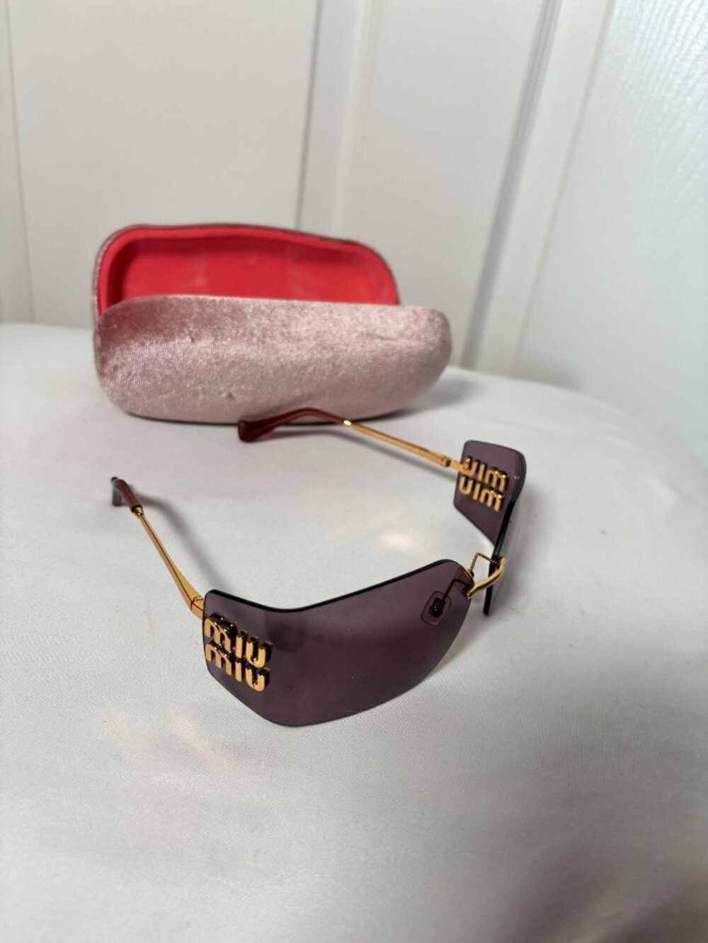 Designer-inspired sunglasses